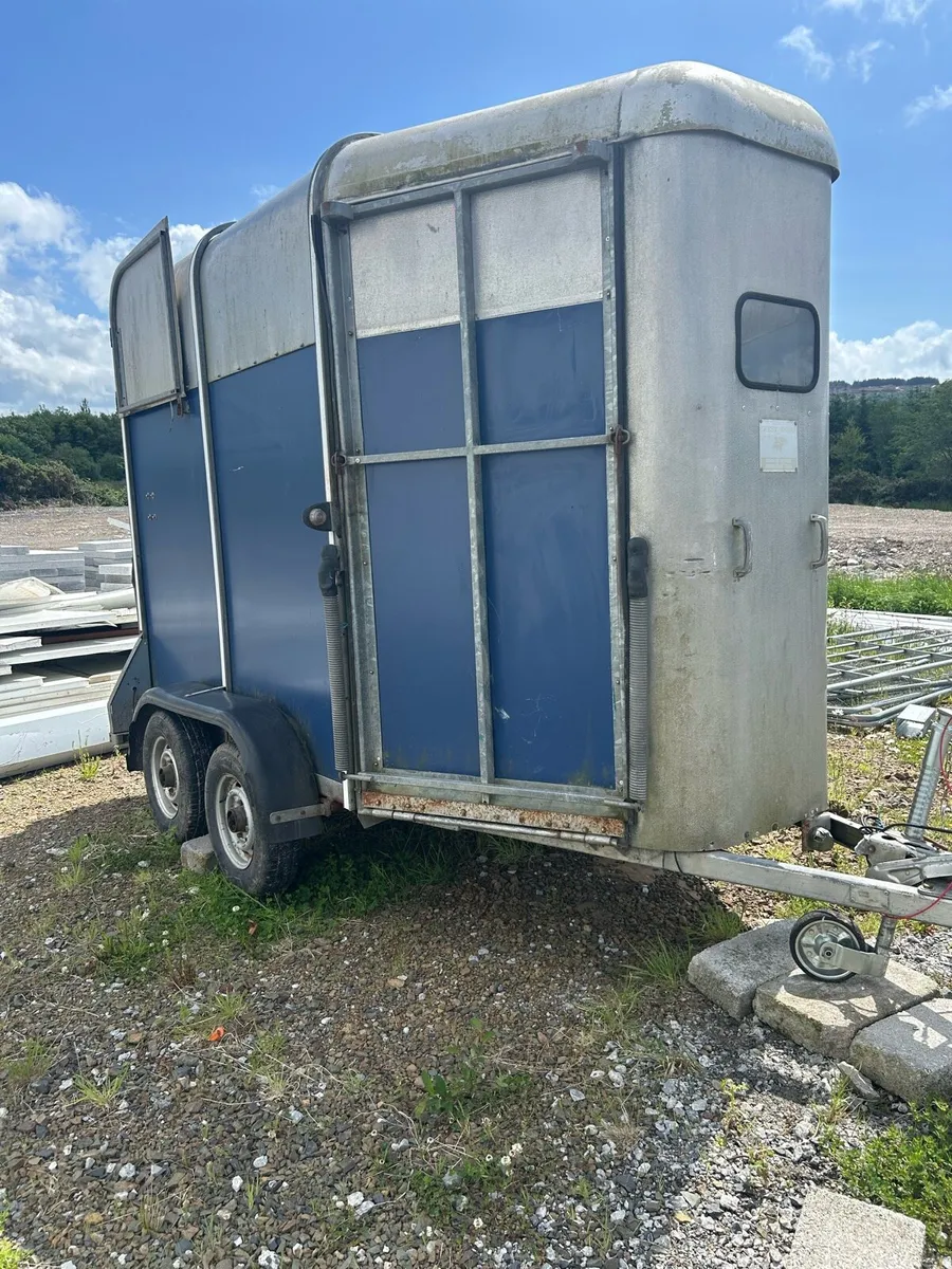 Horse Box - Image 1