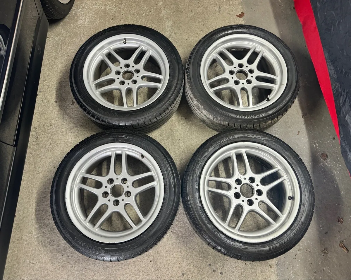 BMW M-Parallel 18x8 5x120mm Replicas - Image 1