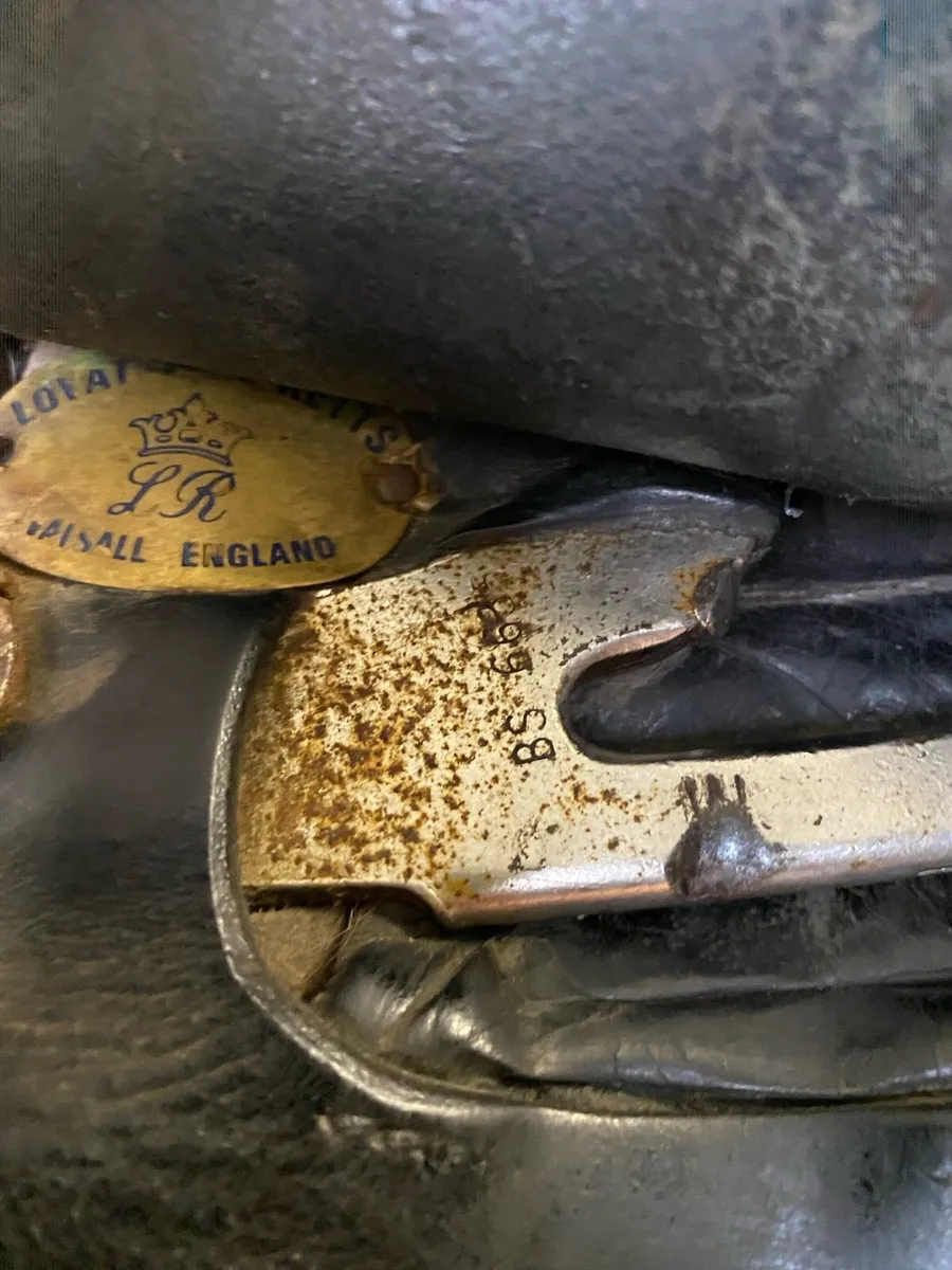 Wide 16” lovatt and rickets Leather saddle - Image 2