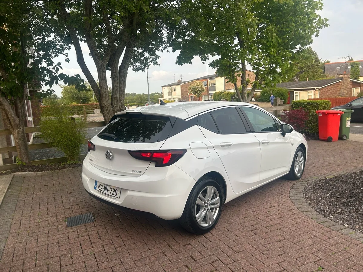 Vauxhall Astra 1.6 diesel 2016  ( NCTd 11/26) - Image 3