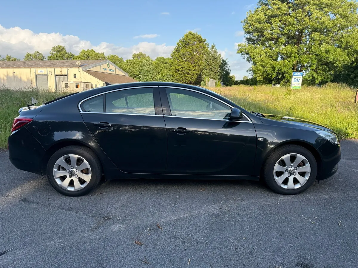 Vauxhall Insignia Automatic 2013 - Image 3