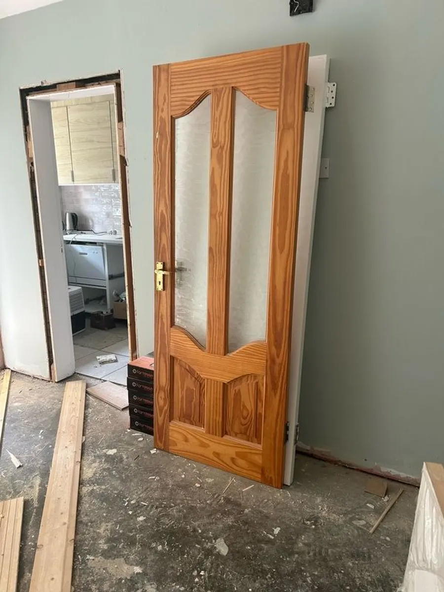 Pine Doors x3 with bronze handles - Image 1