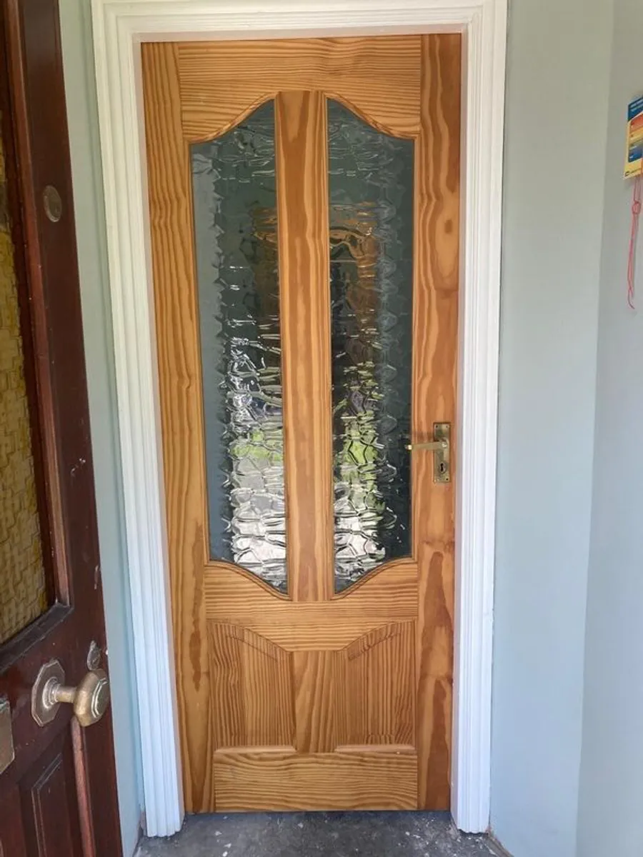 Pine Doors x3 with bronze handles - Image 2
