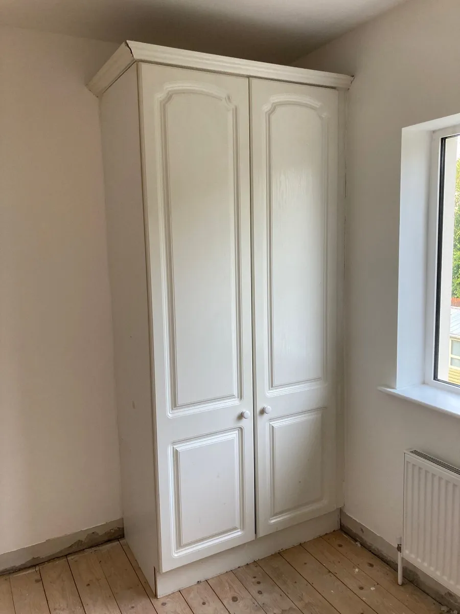 wardrobe - Image 1