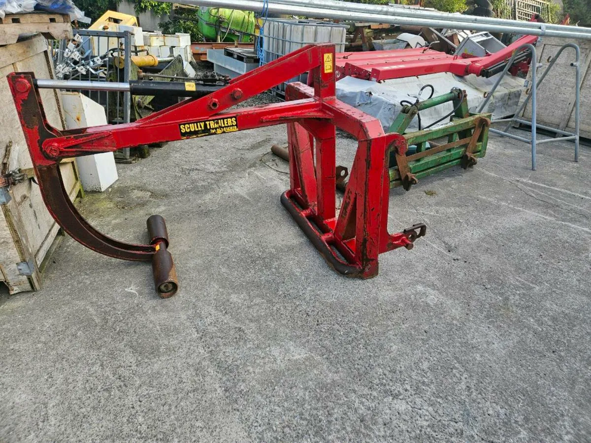 Bale stackers - Image 1
