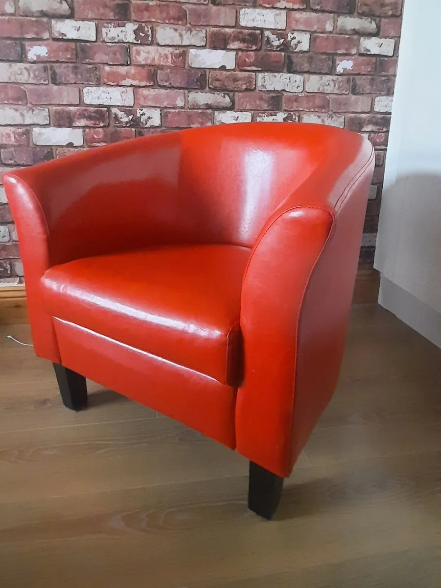 Armchair - Image 1