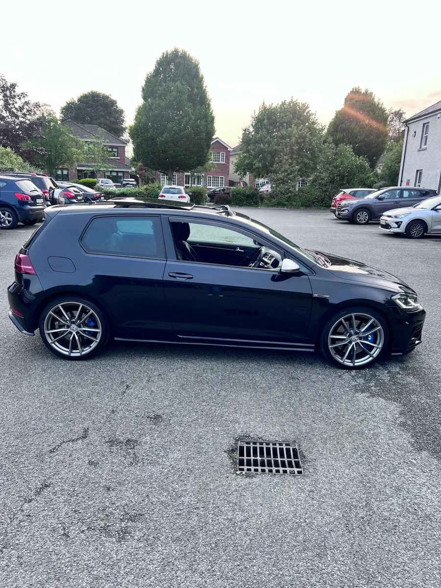 Golf R  310BHP - Manual 3 dr - Pan Sunroof - - Image 2