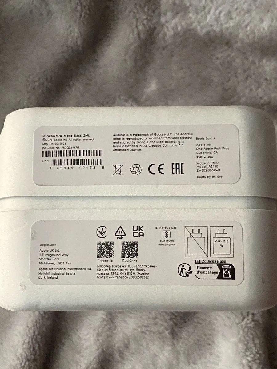 Beats Solo 4 - Image 4