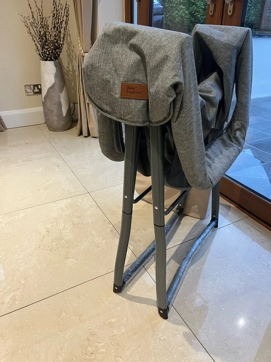 Baby Elegance Kangu Foldable Crib - Image 3
