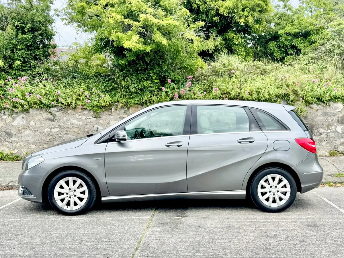 Mercedes-Benz B-Class 2013 - Image 4