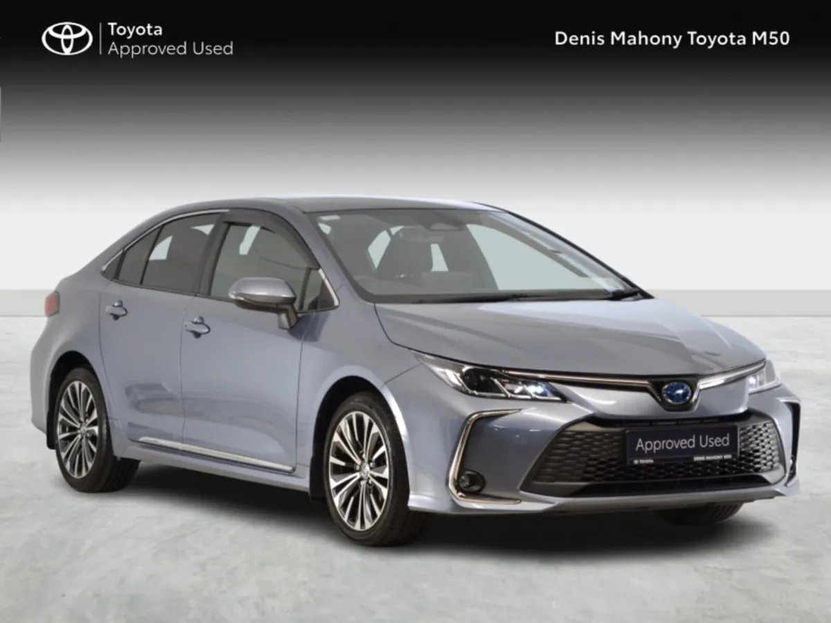 Toyota Corolla Luna Sport Hybrid Auto - Image 1
