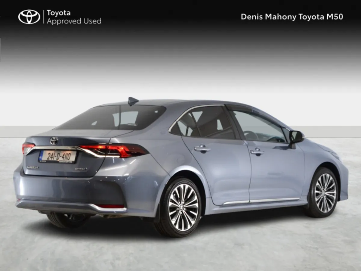 Toyota Corolla Luna Sport Hybrid Auto - Image 2