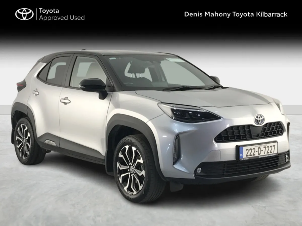 Toyota Yaris CR CROSS LUNA SPORT 4DR AUTO - Image 1