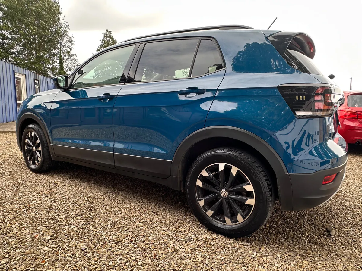 VW T-CROSS 1.0LTR AUTO - Image 4