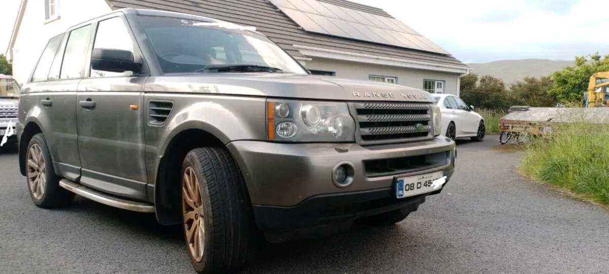 Range Rover sport Crew cab - Image 1