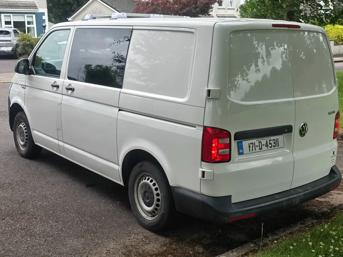 VW Transporter camper Low Mileage & Fully Equipped - Image 3