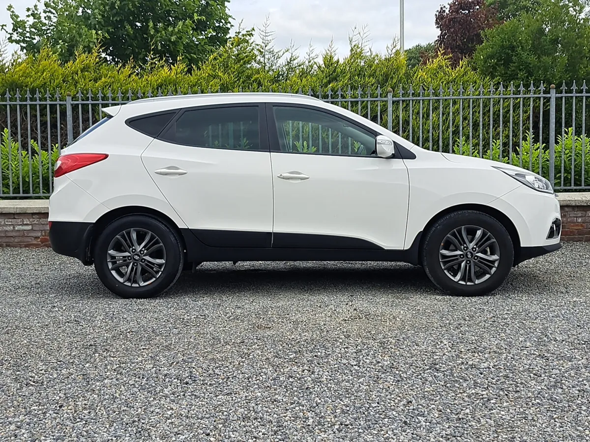 Hyundai ix35 2014 low mileage - Image 3