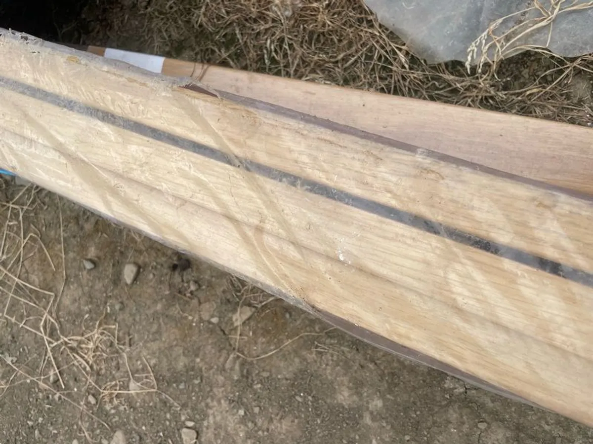 oak door frame and architraves - Image 3