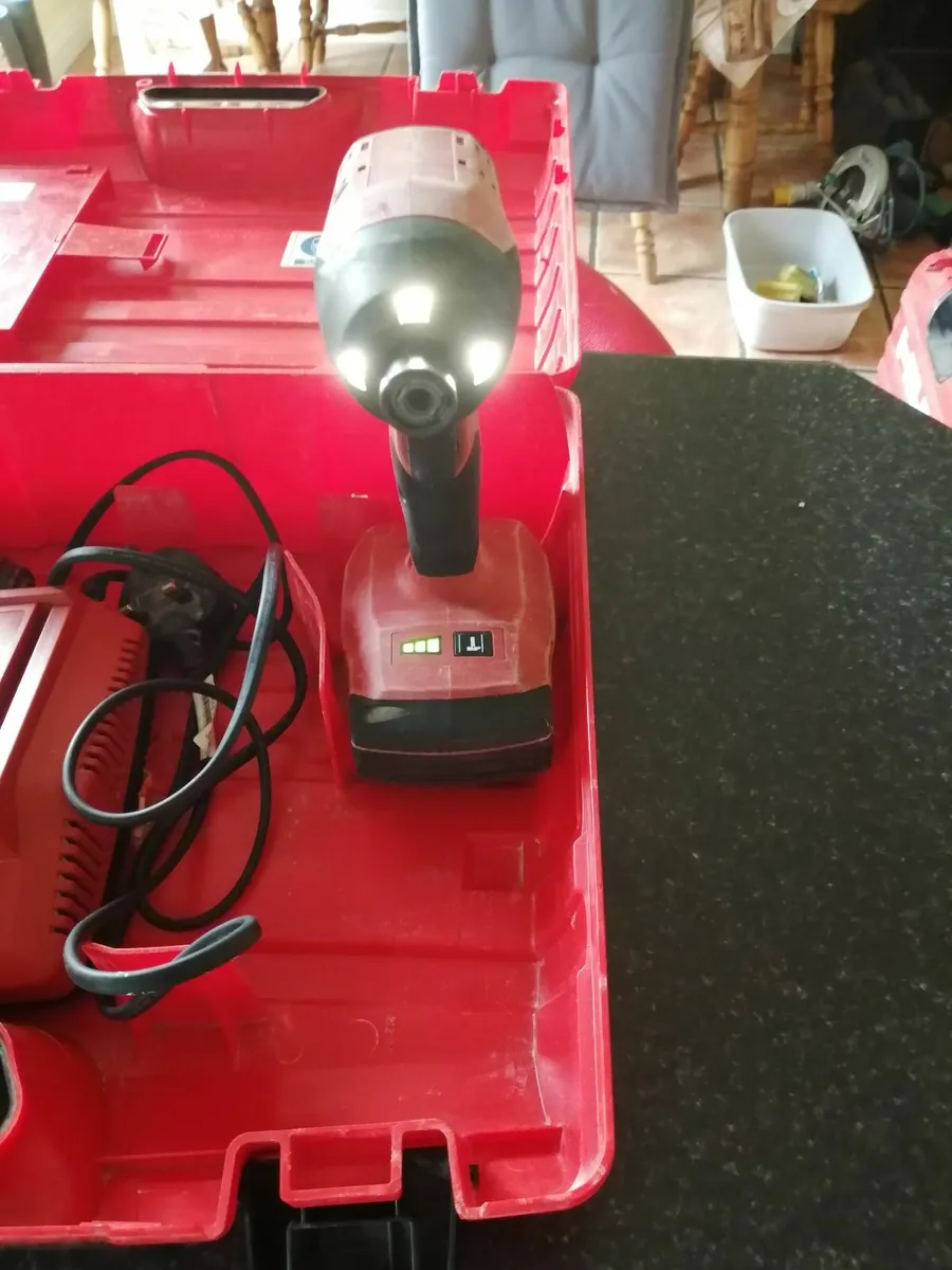 22v Hilti drill kit - Image 4