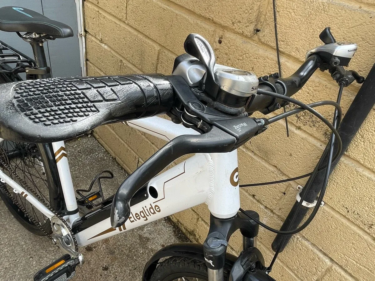 Eleglide  City crosser Bike - Image 4