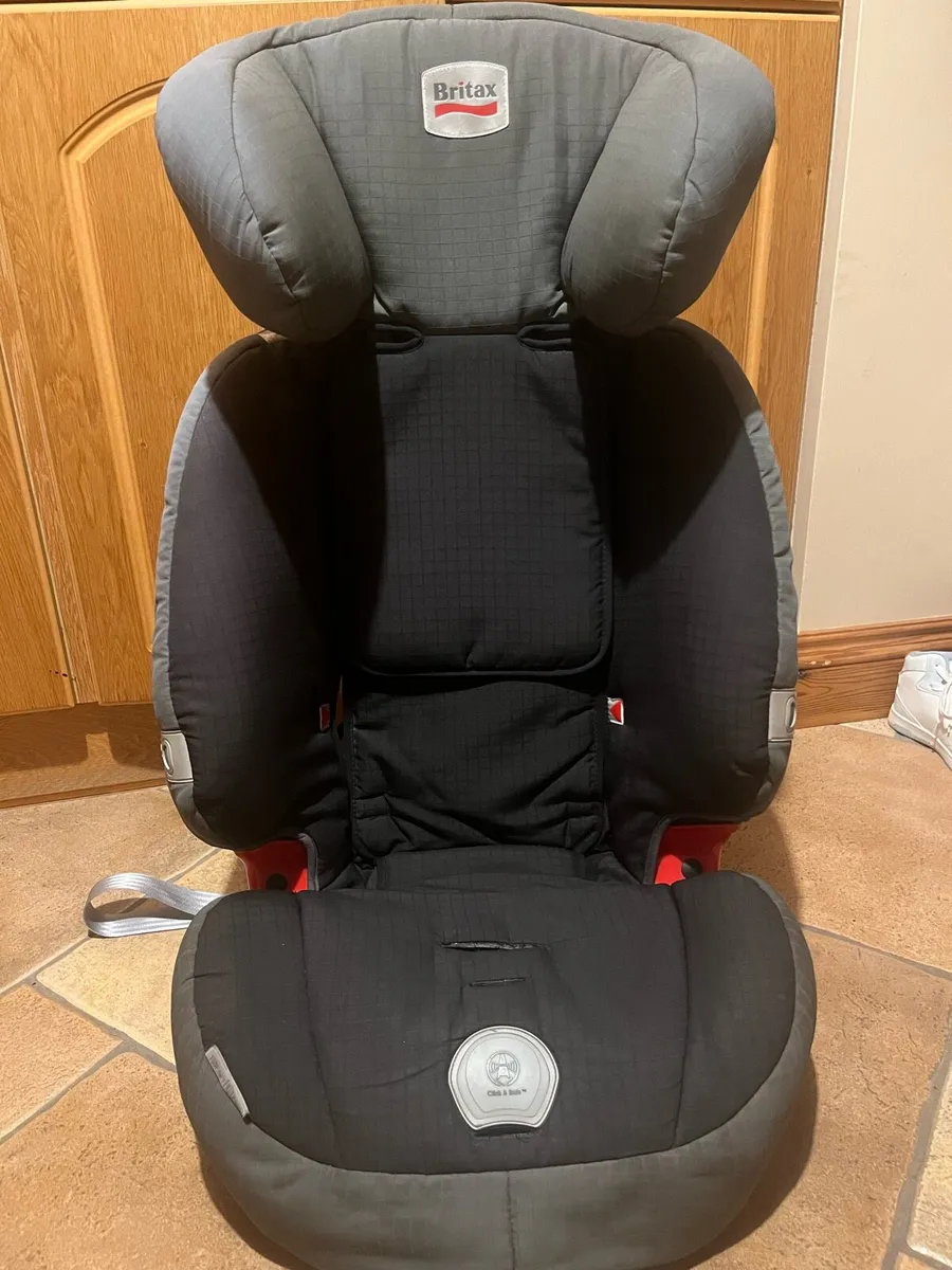 Kids Car Seat - Image 1