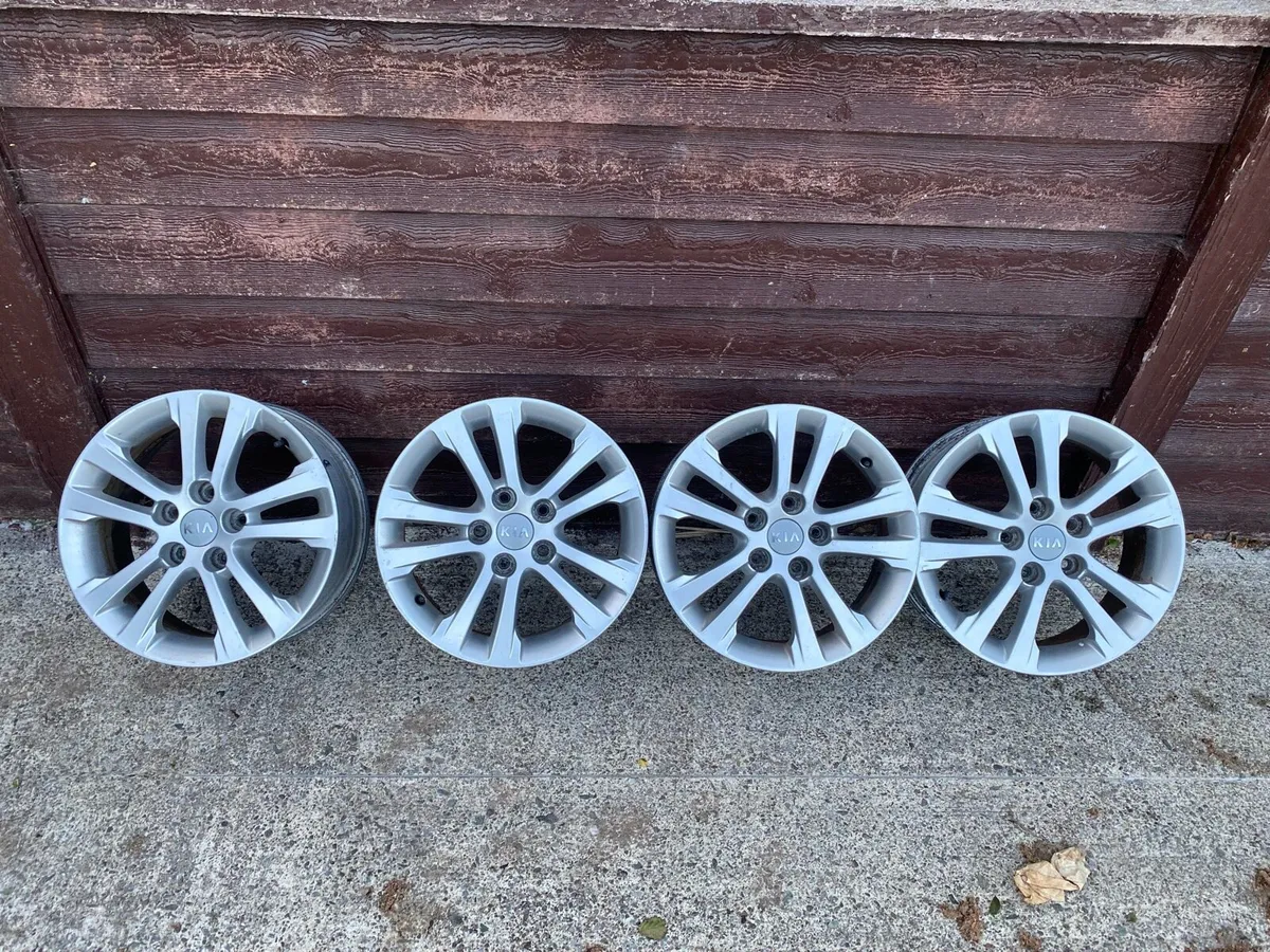 Kia ceed alloys - Image 1