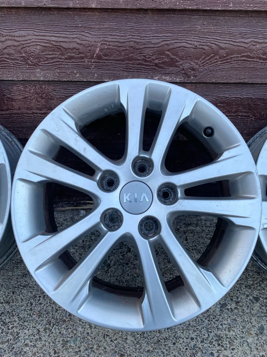 Kia ceed alloys - Image 4