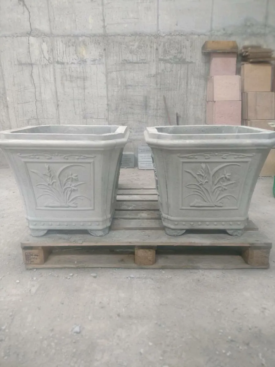 Flower Pots and Planters - Image 1