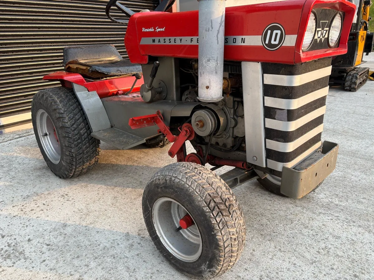Massey Ferguson 10 - Image 2