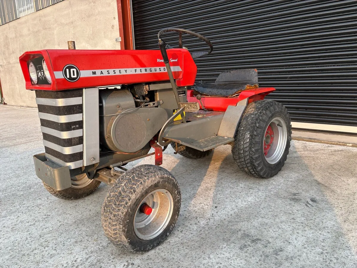 Massey Ferguson 10 - Image 3