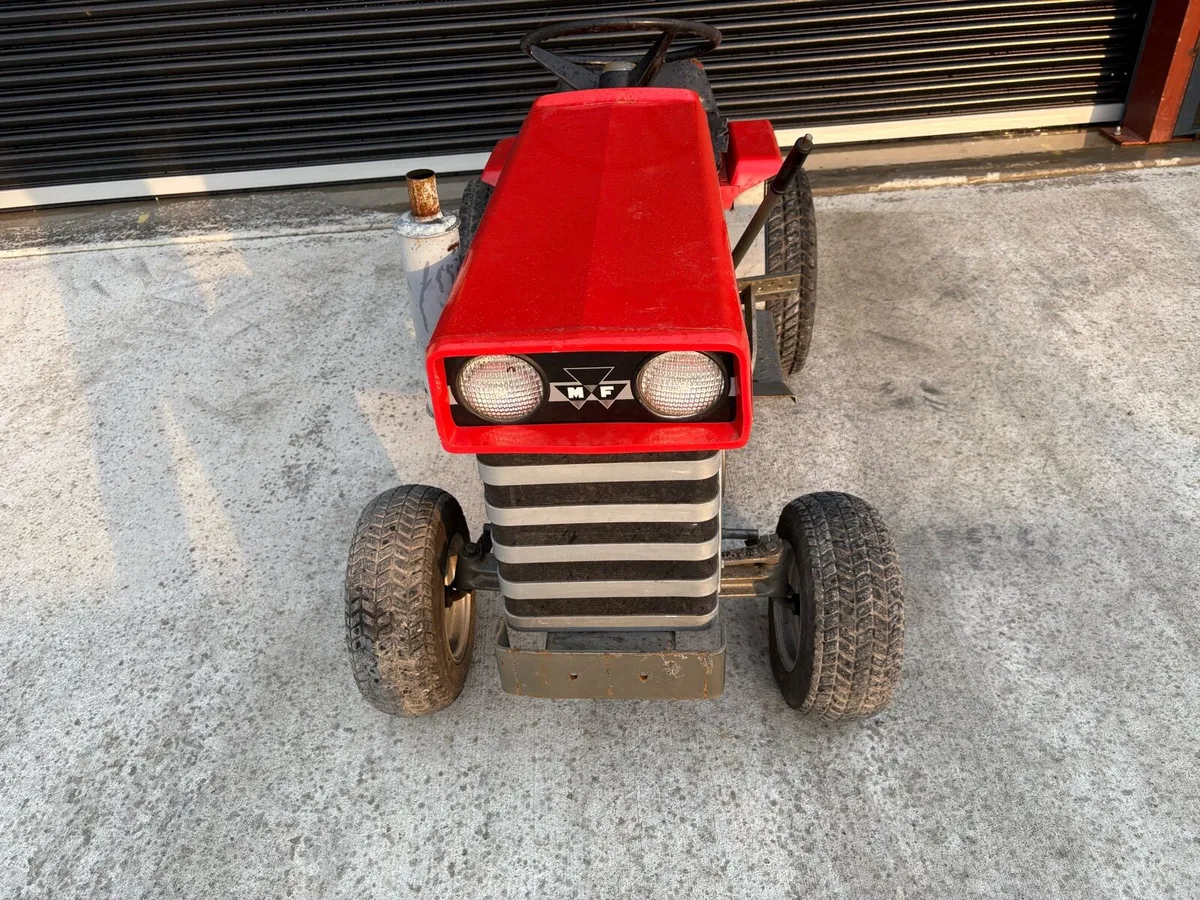 Massey Ferguson 10 - Image 4