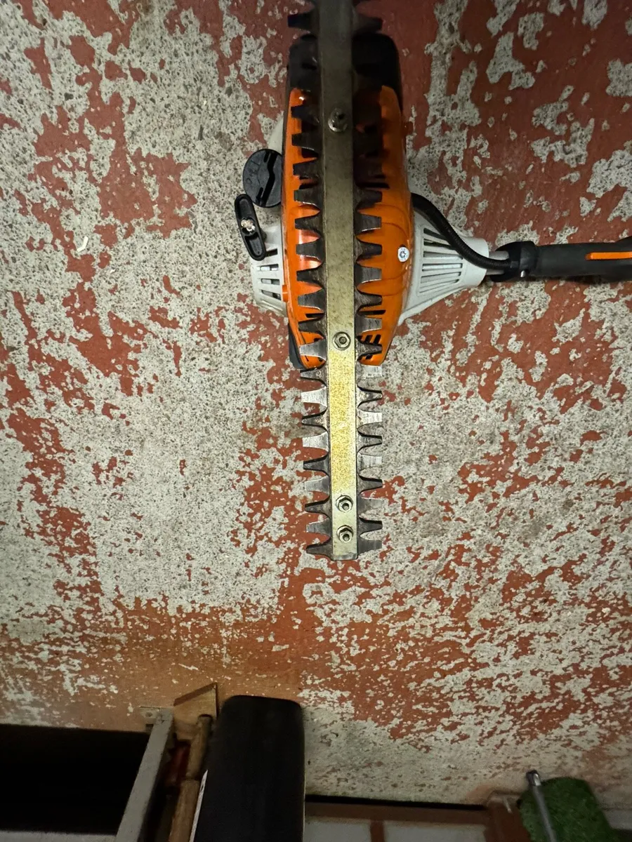 Chainsaw Sthil KM131 with hedge cutter - Image 2