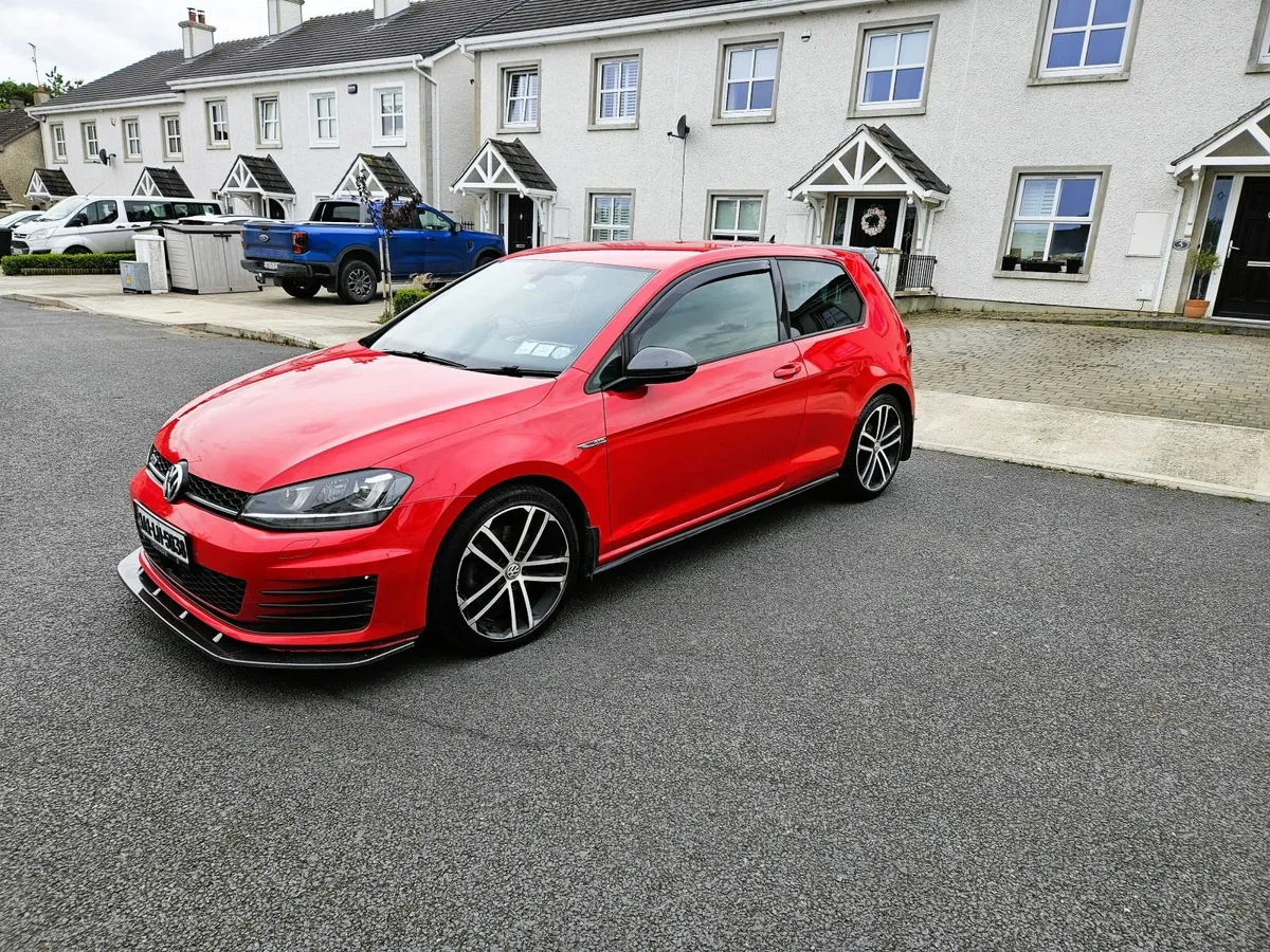 Volkswagen Golf 2016 - Image 2