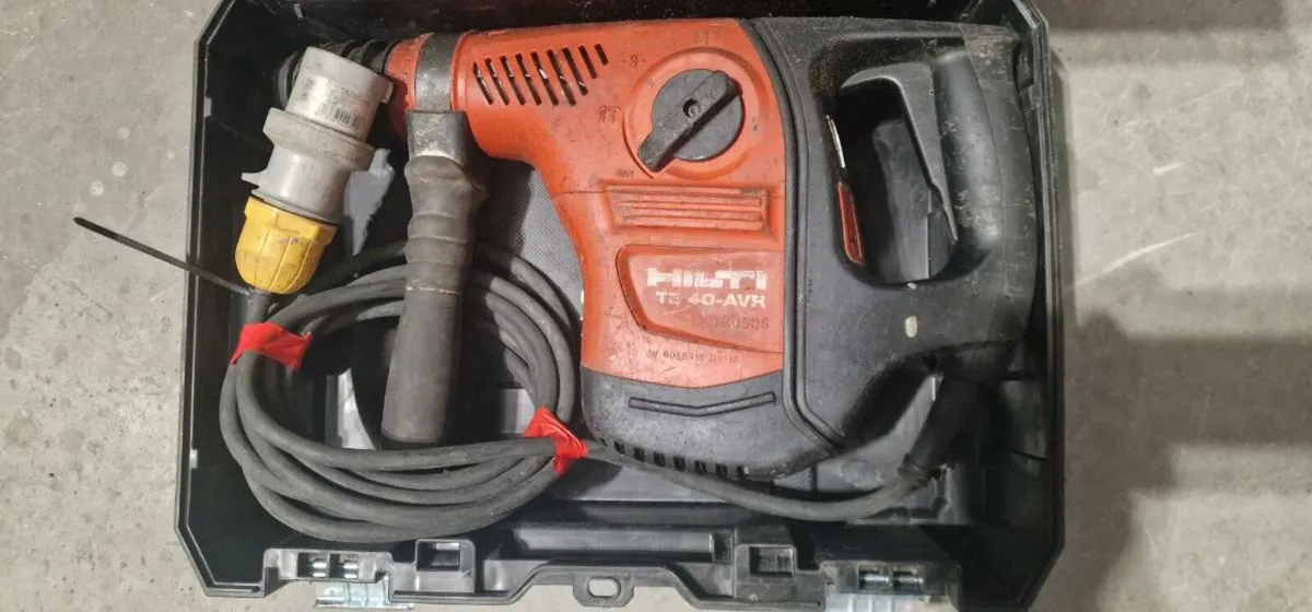 Hilti TE 40-avr 110v Breaker / Hammer drill - Image 3