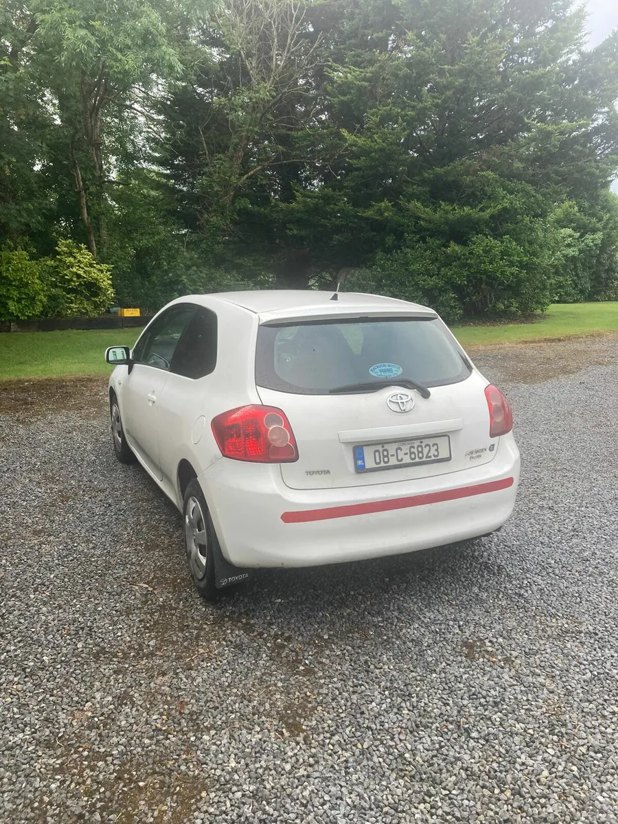 Toyota Auris - Image 2