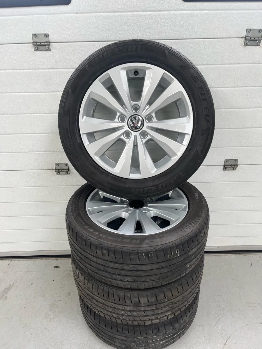 16 VW Alloys Genuine - Image 2