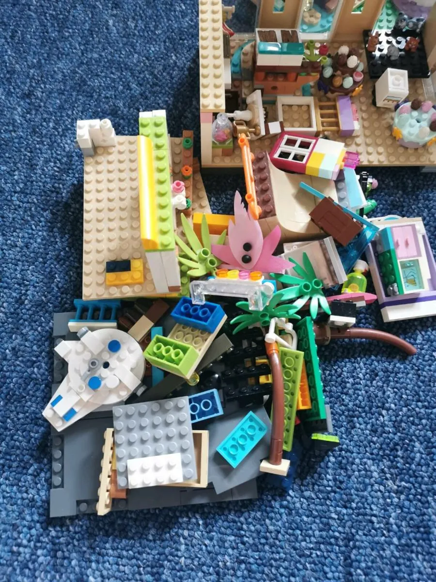 Selection of Lego Friends - Image 3