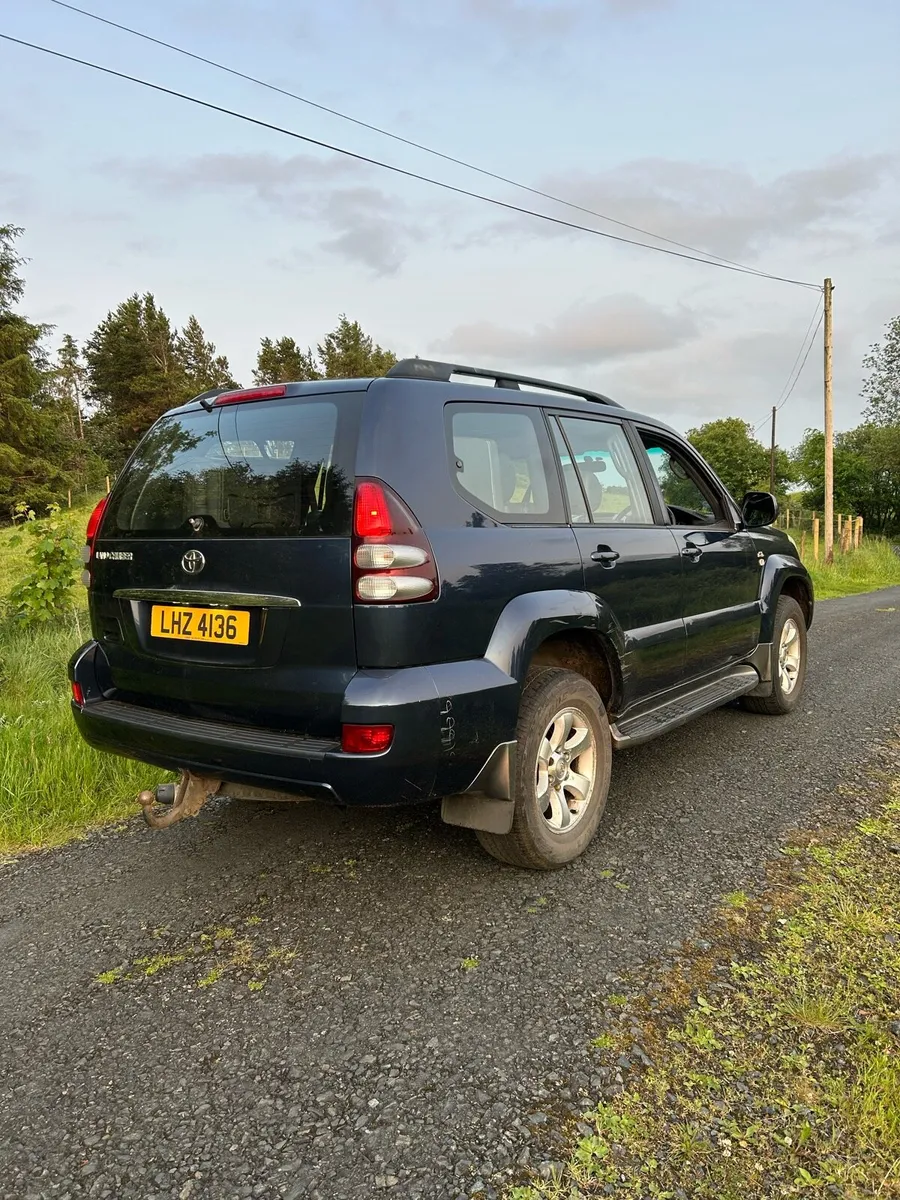 Toyota LandCruiser LC4 - Image 4