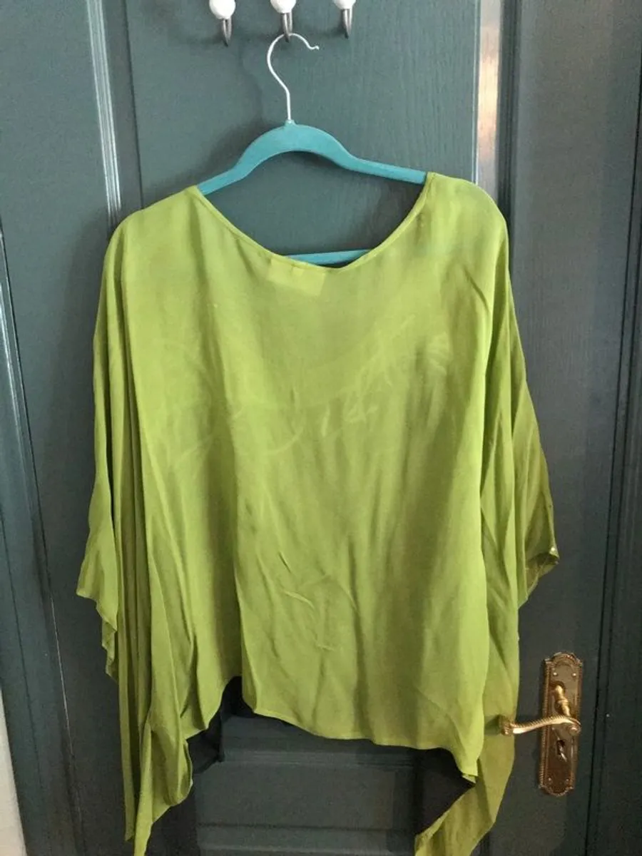 Ann Harvey sheer multi type fabric batwing top - Image 2