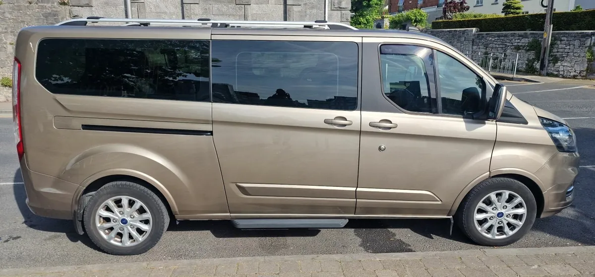 Ford Tourneo Custom 2022 - Image 3