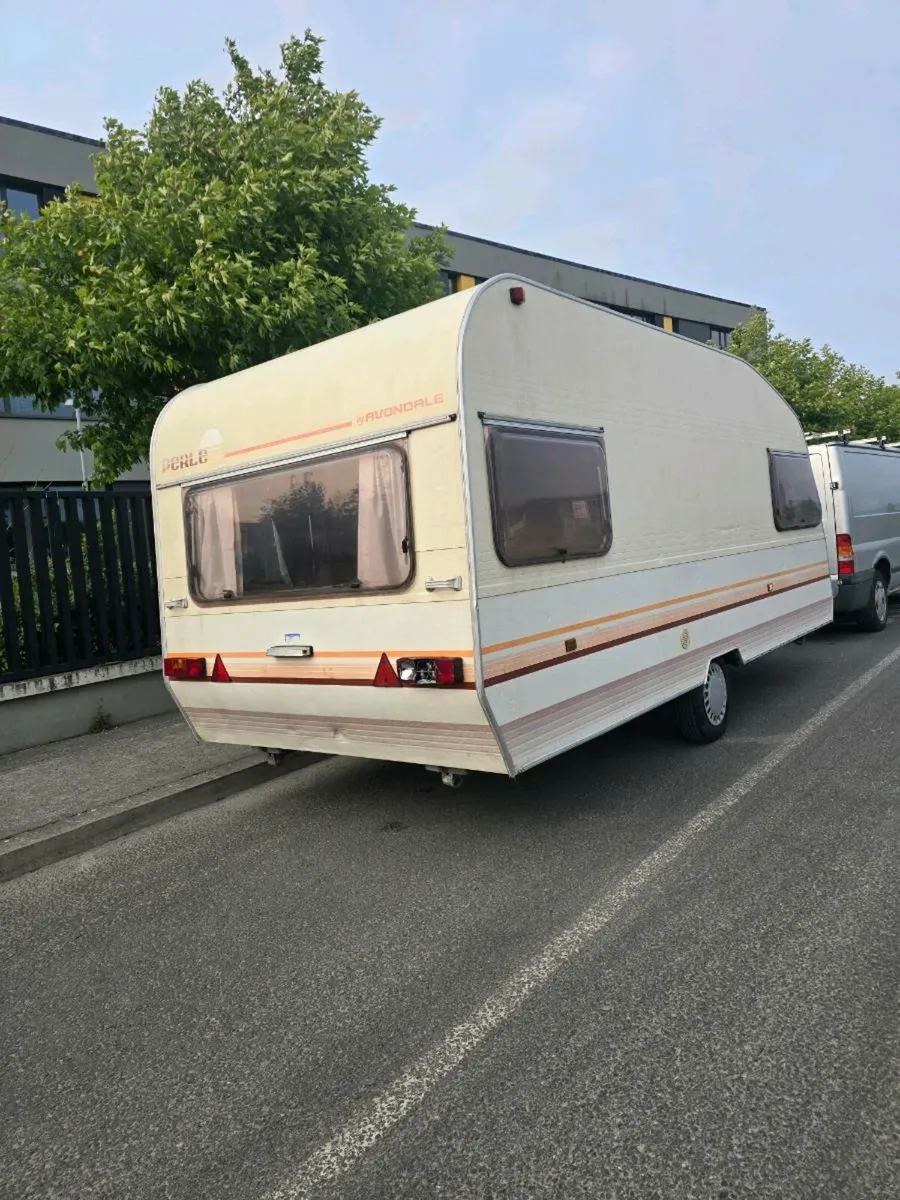 Caravan - Image 4
