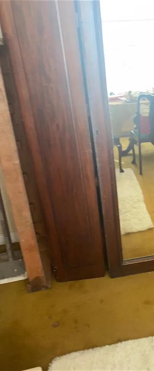 Mahogany wardrobe - Image 3