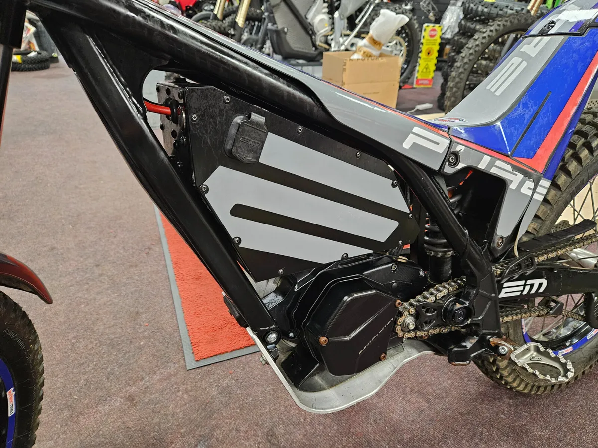 Emotion electric trials bike - Image 2