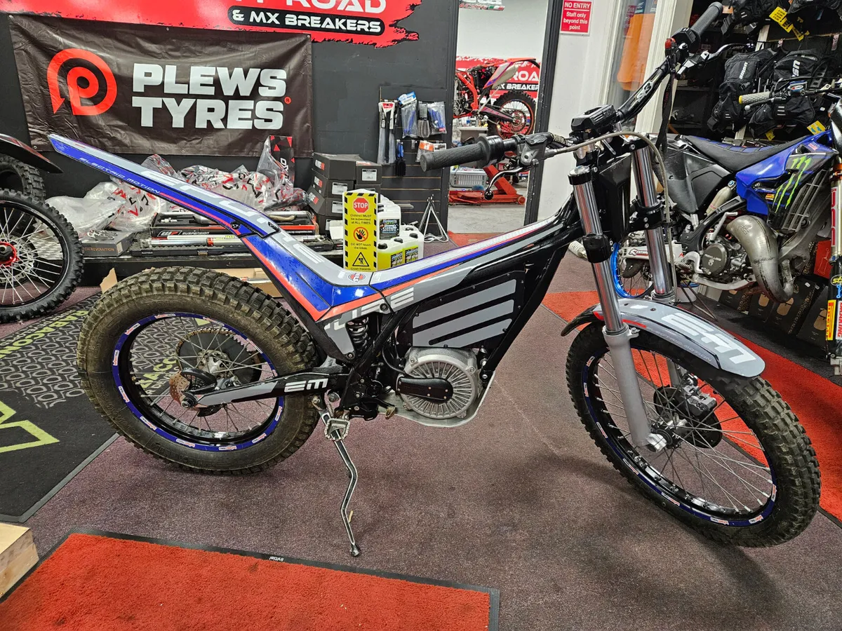 Emotion electric trials bike - Image 4