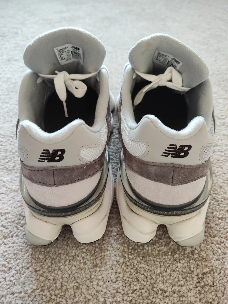 New Balance 9060 Rain Cloud Grey Trainers Size UK8 - Image 2