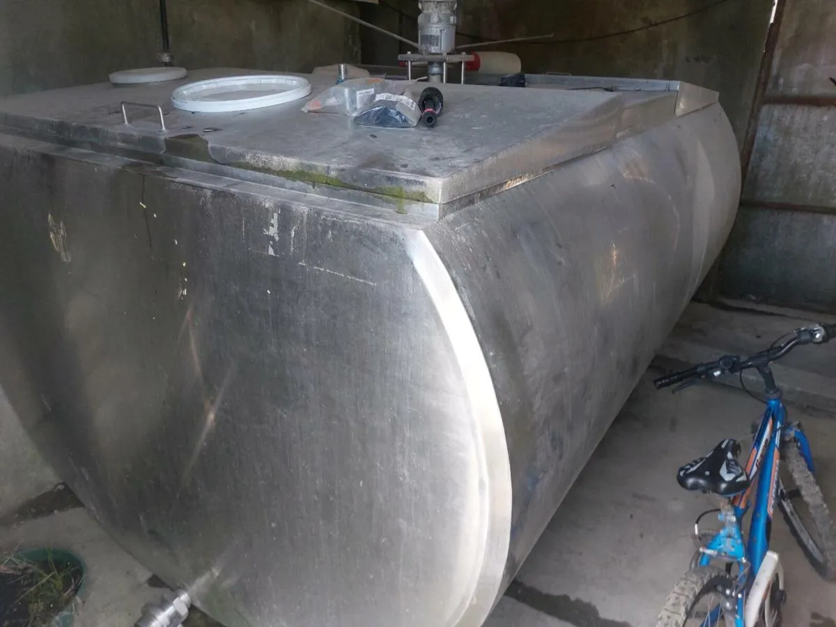 Bulk Milk Tank - Image 1