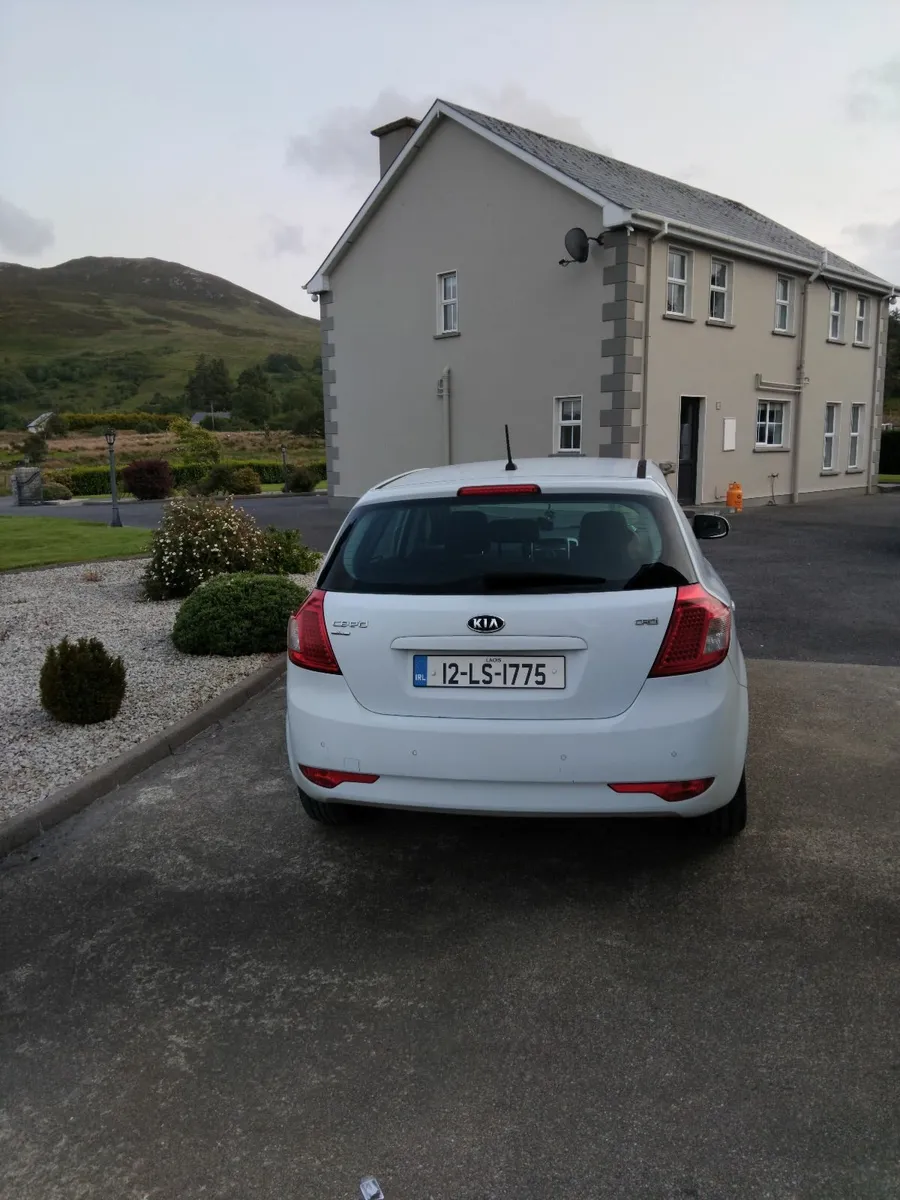 Kia Ceed 2012 - Image 4