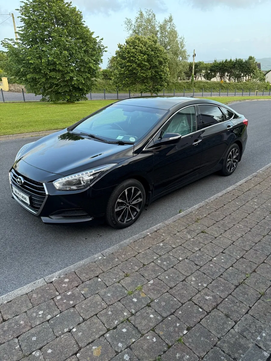 ⚫️2016 Hyundai I40⚫️ - Image 4