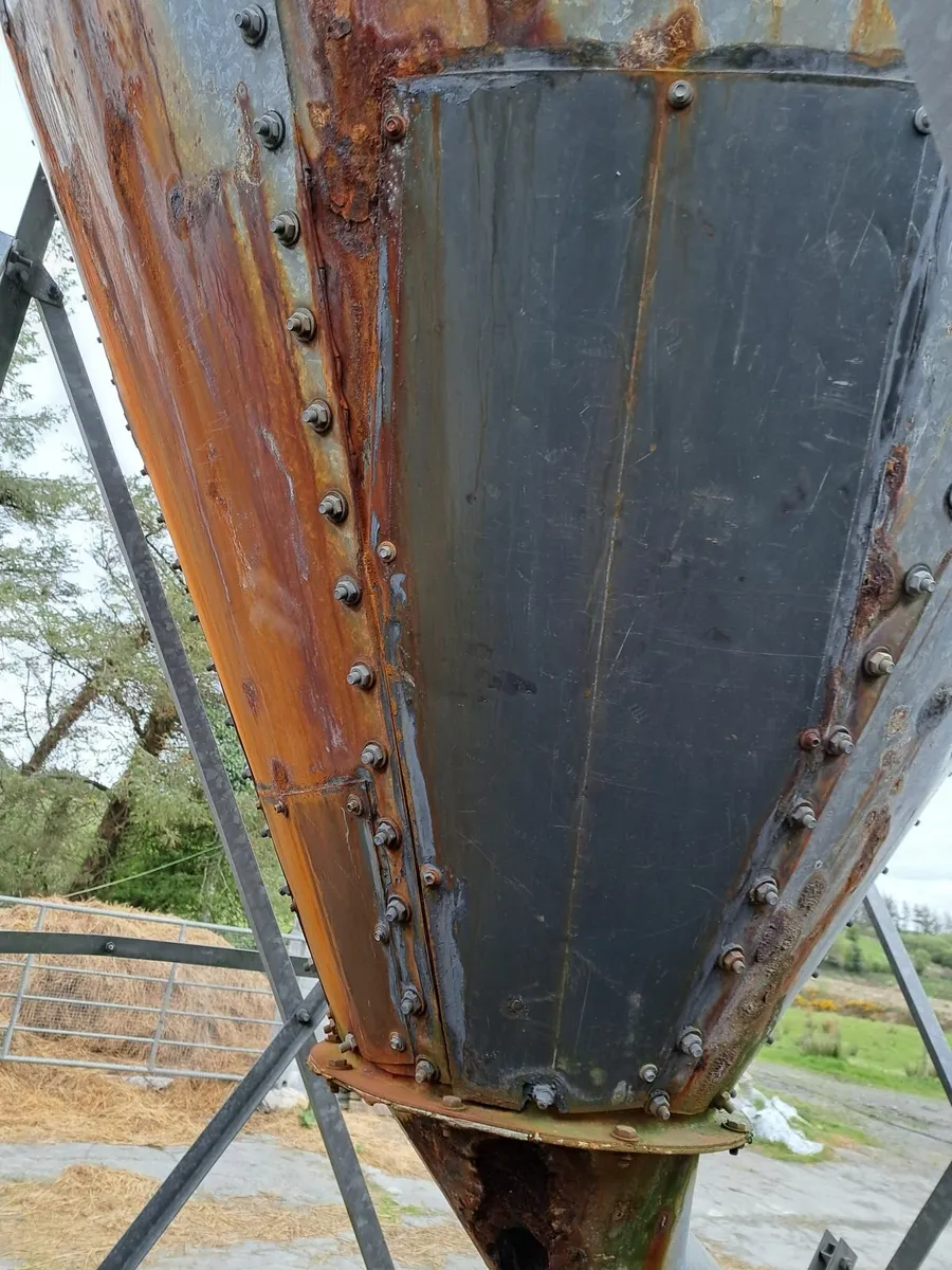 Meal silo - Image 1