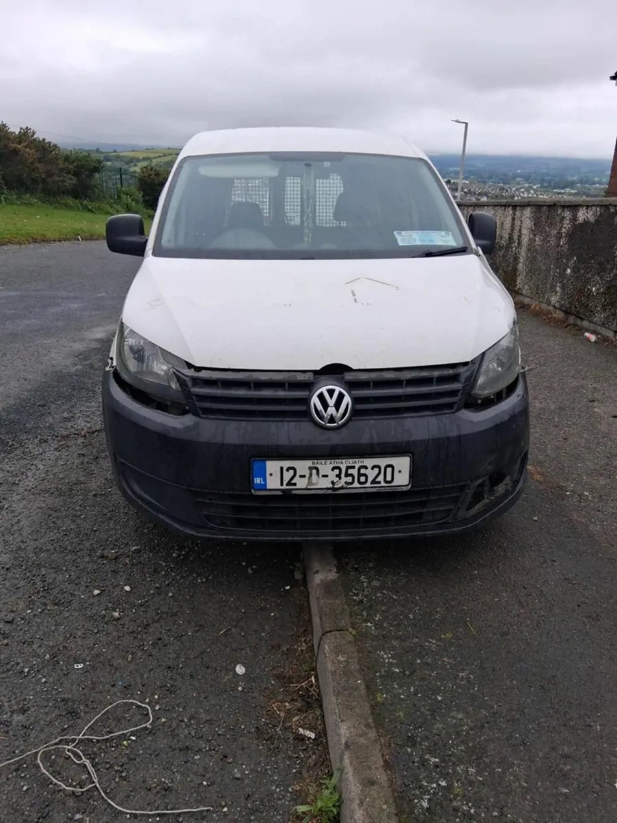 Volkswagen Caddy 2012 - Image 2